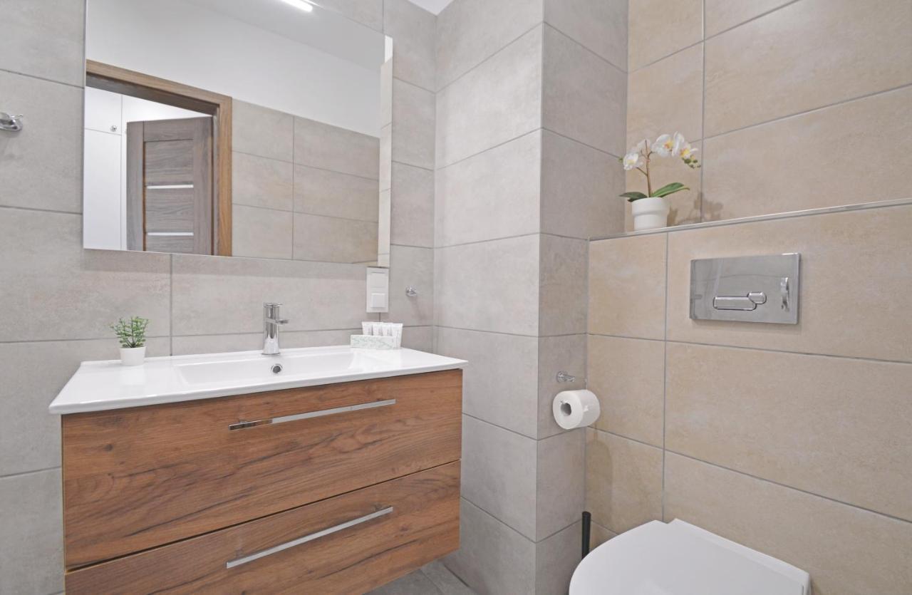 Apartamenty Bryza - Apartament Sun Towers 27 Świnoujście Buitenkant foto