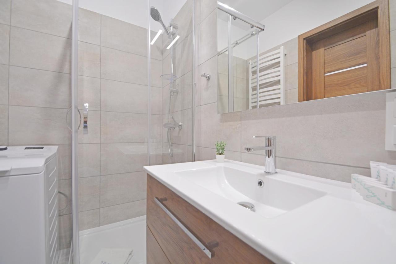 Apartamenty Bryza - Apartament Sun Towers 27 Świnoujście Buitenkant foto